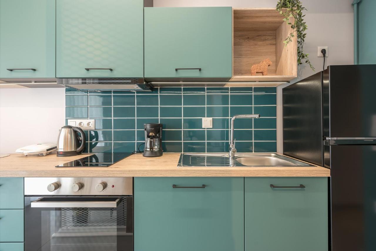 Stylish Urban Suites アテネ エクステリア 写真